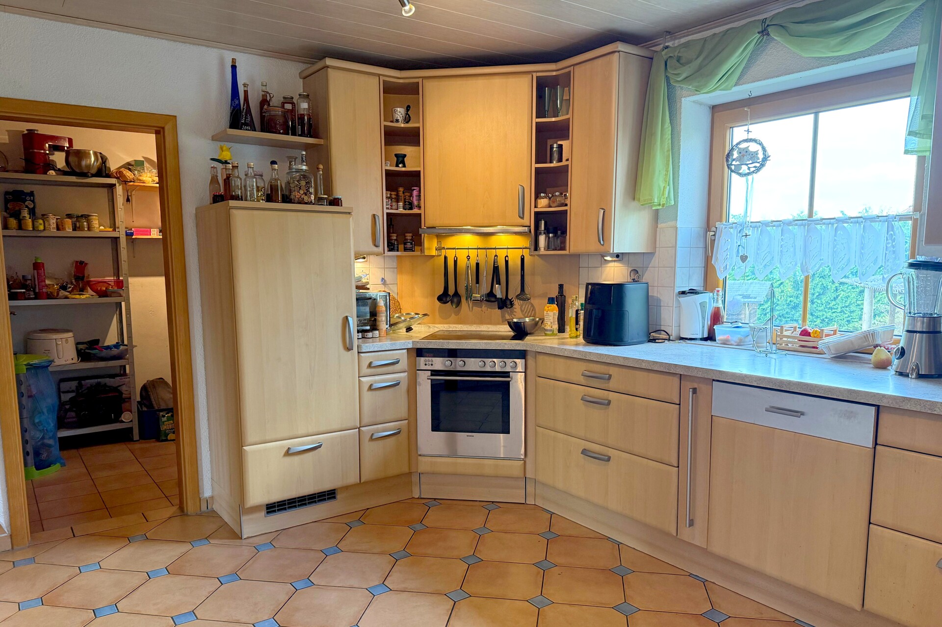 EG Küche und Speiß